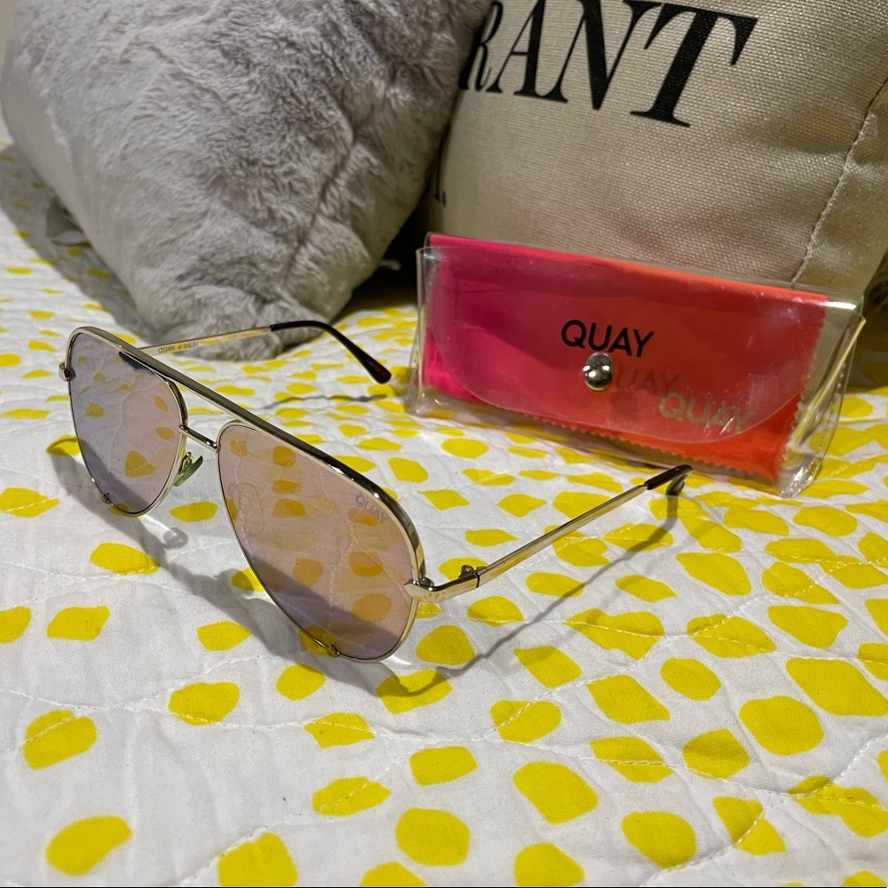 QUAY x DESI HIGH KEY GLASSES